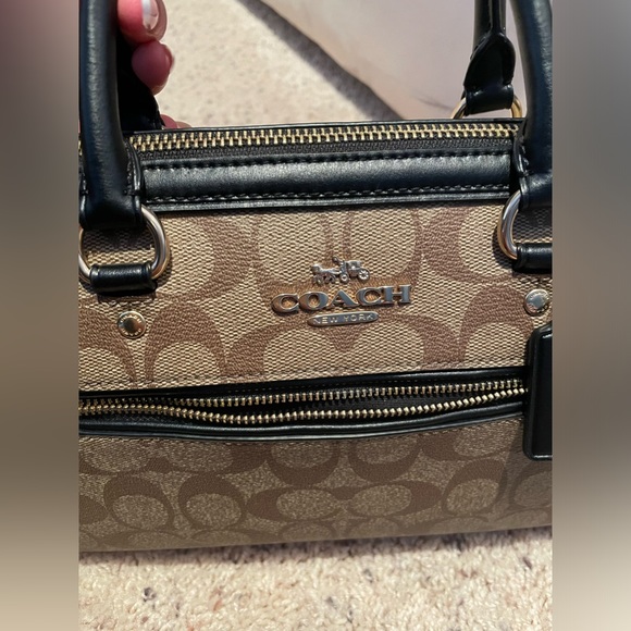 Authentic🖤✨Coach Rowan Satchel in Signature Canvas - Picture 4 of 7